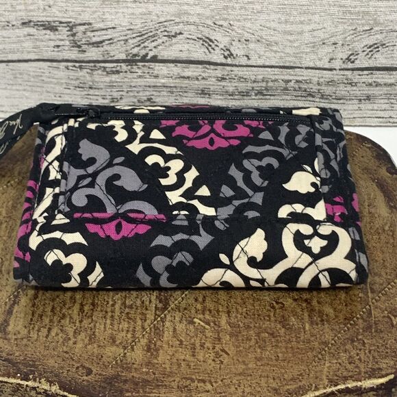 Vera Bradley Quiltet Design Snap Button Closure Wallet Women’s - Picture 8 of 9